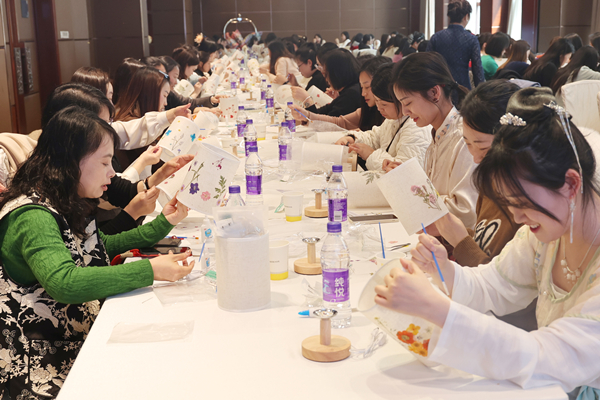 弘揚(yáng)傳統(tǒng)美德 講好家風(fēng)故事—— 公司成功舉辦慶?！叭恕眹?guó)際勞動(dòng)?jì)D女節(jié)主題活動(dòng)